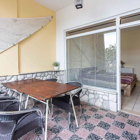 Apartman In 39089 *